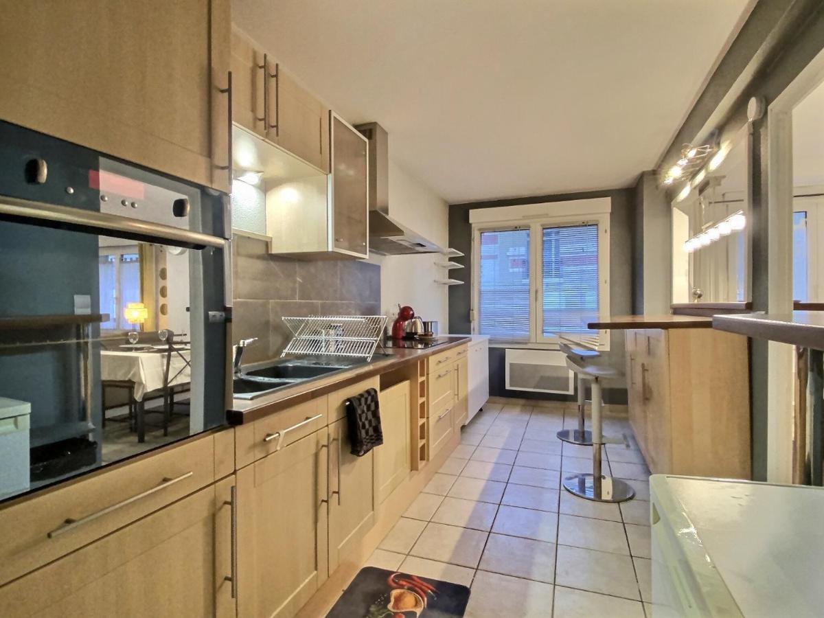 Apartmán Parking & 100M2 En Plein Centre Ville Remeš Exteriér fotografie