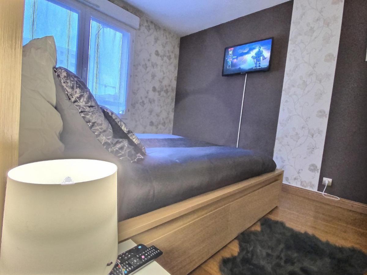 Apartmán Parking & 100M2 En Plein Centre Ville Remeš Exteriér fotografie