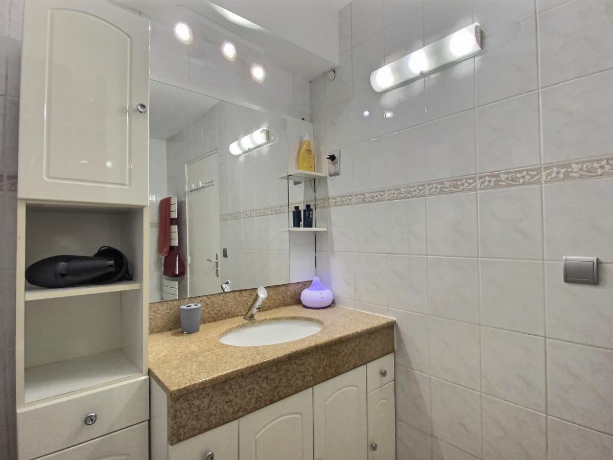 Apartmán Parking & 100M2 En Plein Centre Ville Remeš Exteriér fotografie